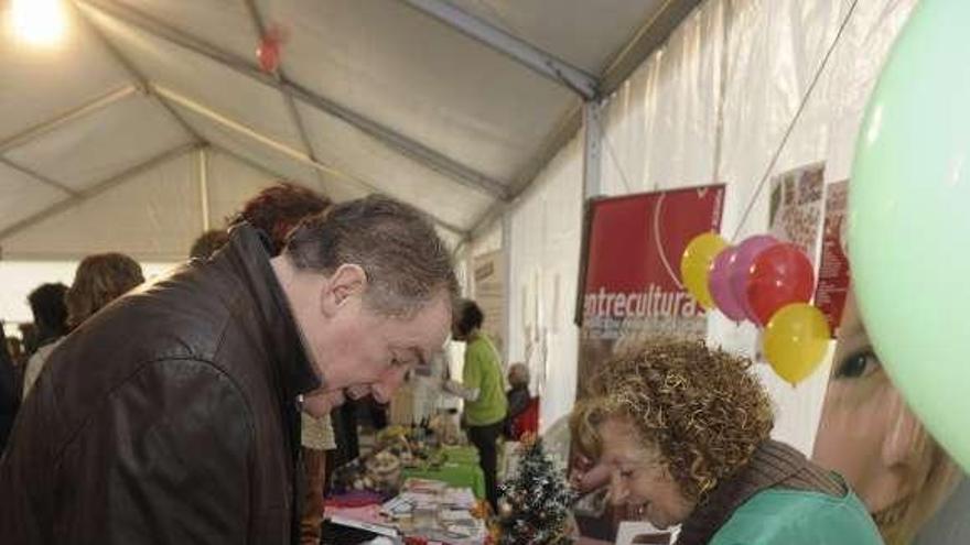 Miguel Lorenzo, ayer, en la fiesta del voluntariado. / fran martínez