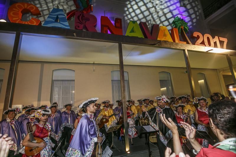 Cartel del Carnaval de Santa Cruz de Tenerife 2017