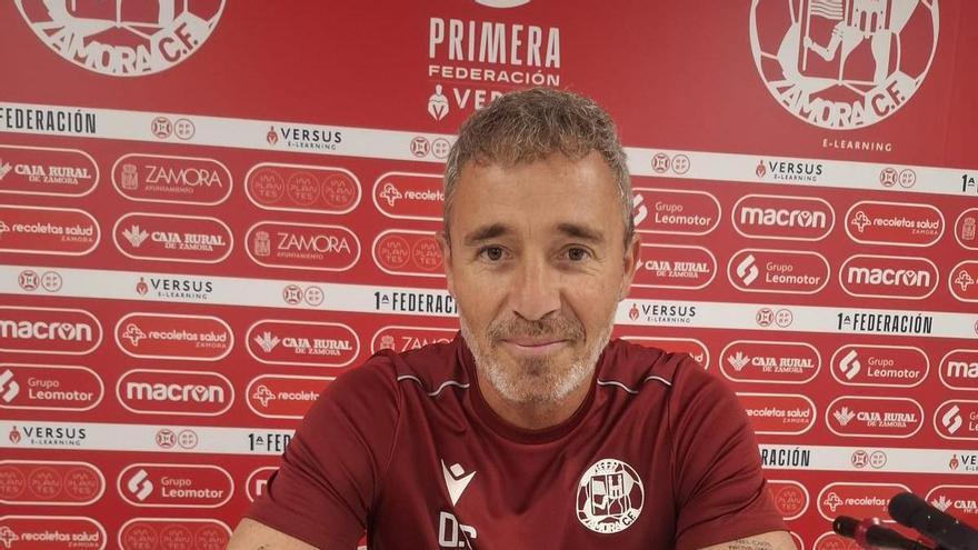 Óscar Cano, entrenador del Zamora CF: "Este equipo va a llegar muy enchufado al play-off"