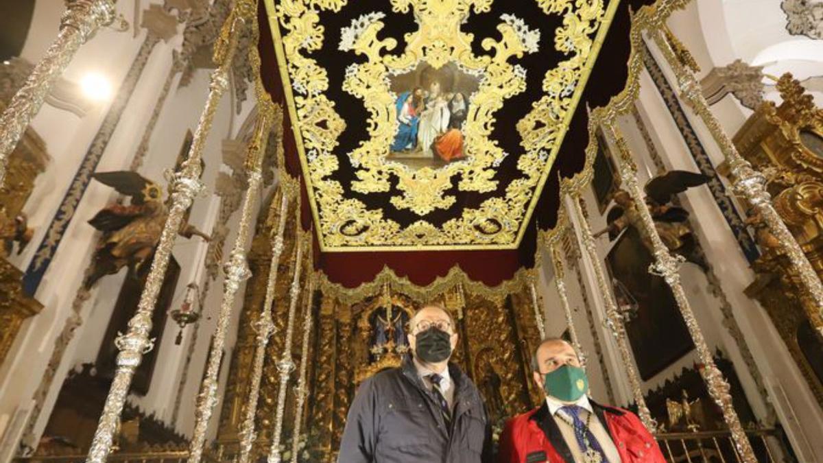 Techo de palio de la Virgen de la Candelaria.