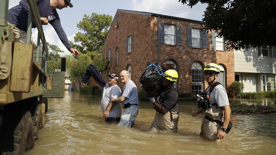 Aumenta a 46 la cifra de muertos por el efecto del ciclón ‘Harvey’