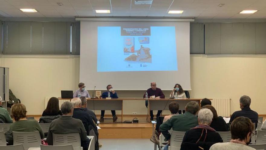 La presentación tuvo lugar en el Aula Magna de Épila. | SERVICIO ESPECIAL