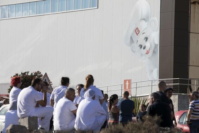 Incendio en una nave del Polígono de Arinaga