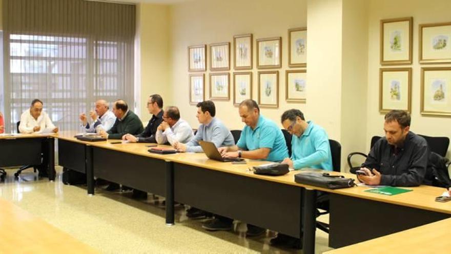 La Comisión de seguimiento de la Agricultura Ecológica se reunió ayer por vez primera.