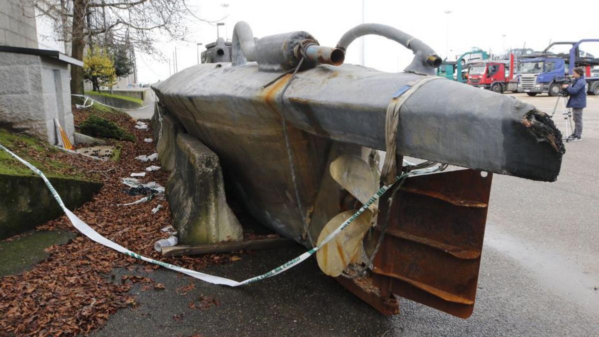 El ‘narcosubmarino’ localizado en la ría de Aldán en 2019.   | // A. VILLAR