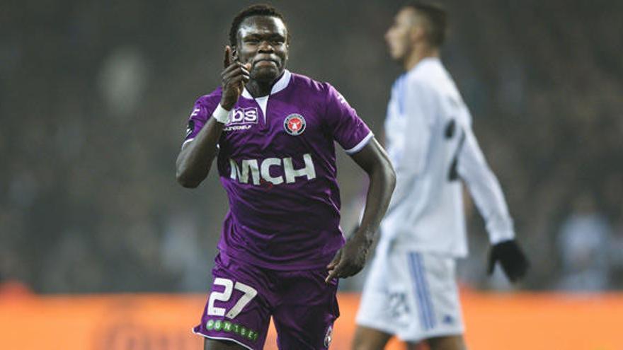 Pione Sisto, con la camiseta del Midtjylland. // Lars Ronbog