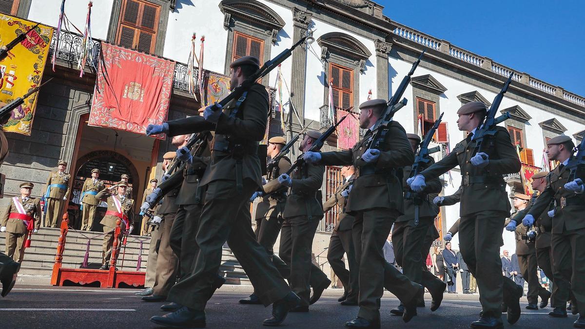 Militares durante la Pascua Militar, este lunes.