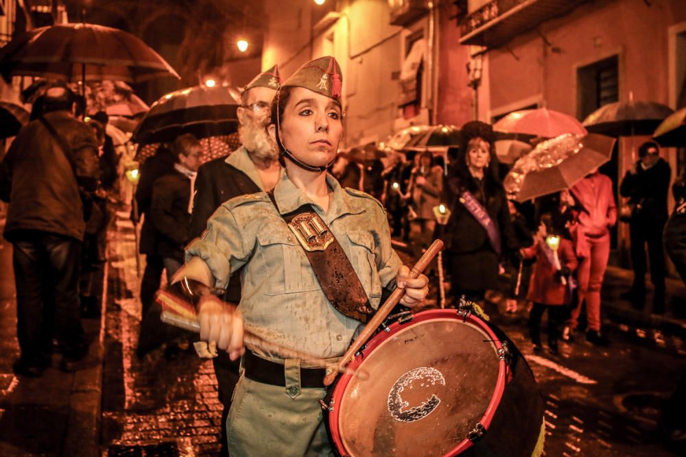 Procesión del Silencio de Alcoy pasada por agua.