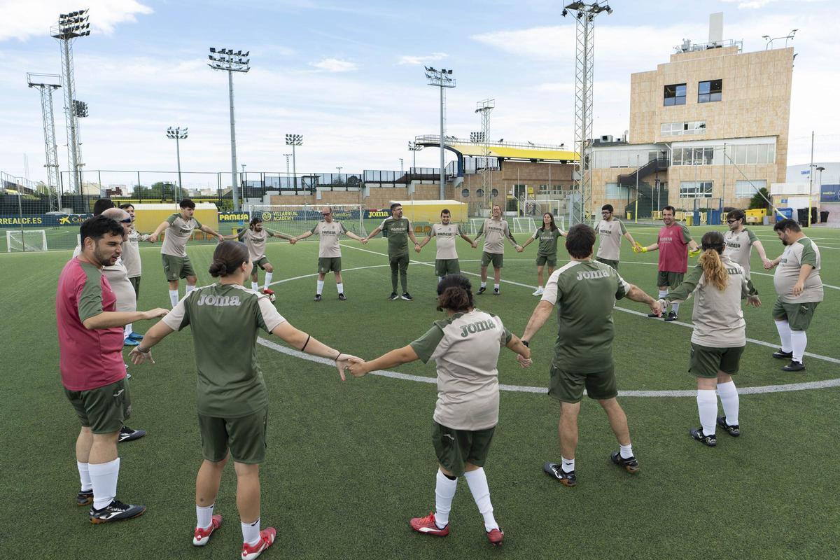 Gerard Moreno Equipo EDI Villarreal (17)