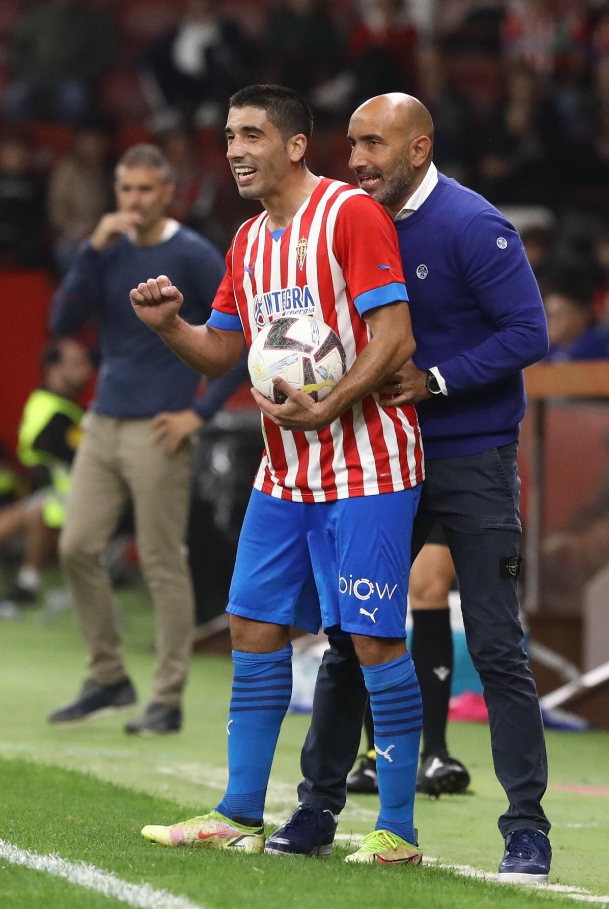 En imágenes: un repaso visual a la trayectoria de José Ángel "Cote" en el Sporting
