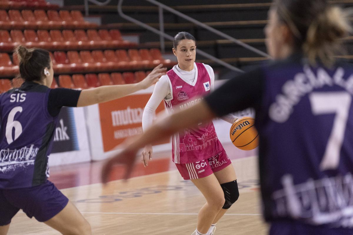 Totes les fotos del Manresa CBF-TGN Bàsquet Totes les fotos del Manresa CBF-TGN Bàsquet