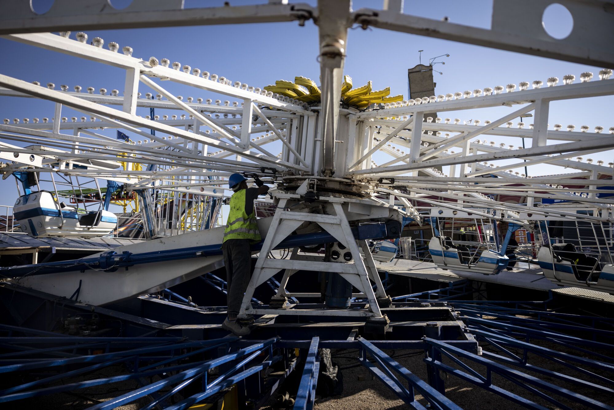 El recinto ferial de Valdespartera ultima detalles para su apertura este viernes