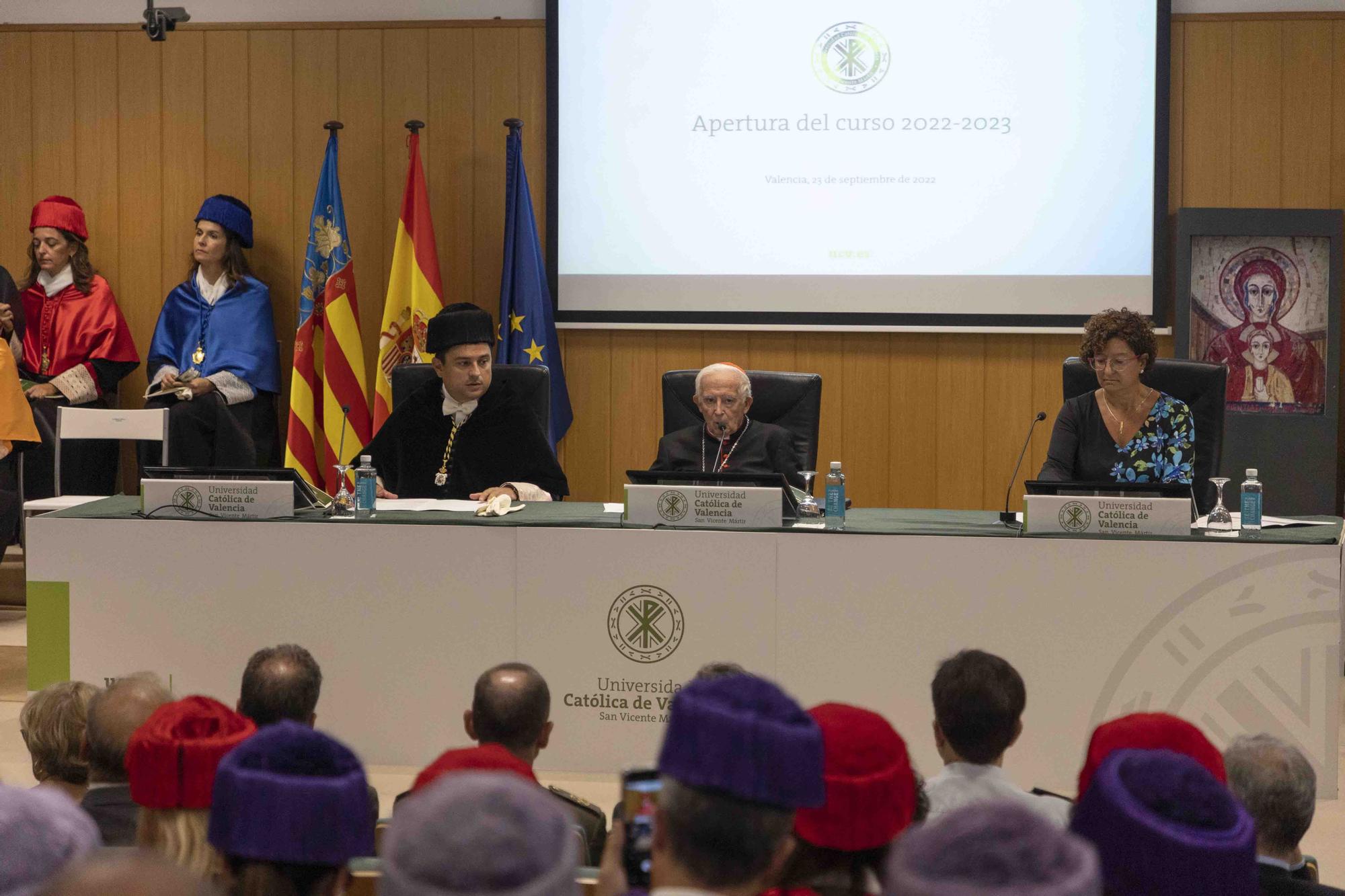 Apertura del curso de la Universidad Católica