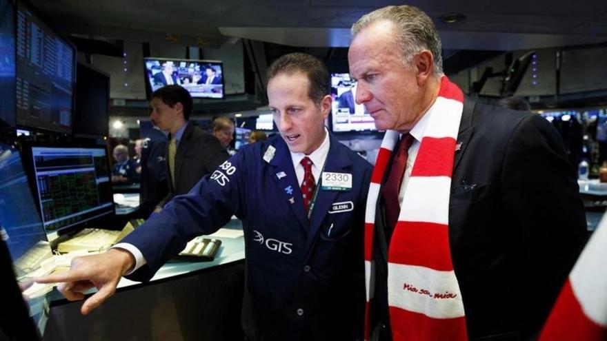 Wall Street sigue al alza