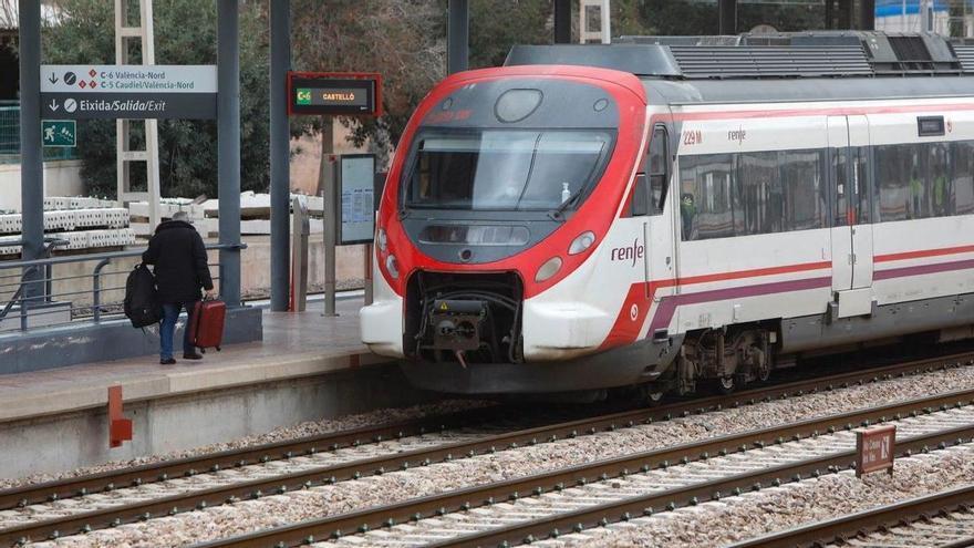 Sagunt reclama un título único de transporte para facilitar la movilidad con Castelló