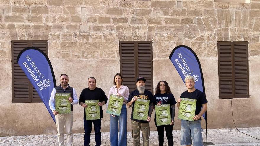 La Fira del Disc de Mallorca vive el esplendor del vinilo gracias a la afición de los jóvenes