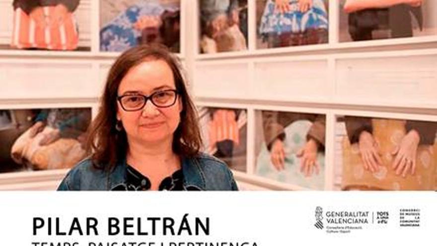 La artista Pilar Beltrán aborda su obra en Aielo de Malferit