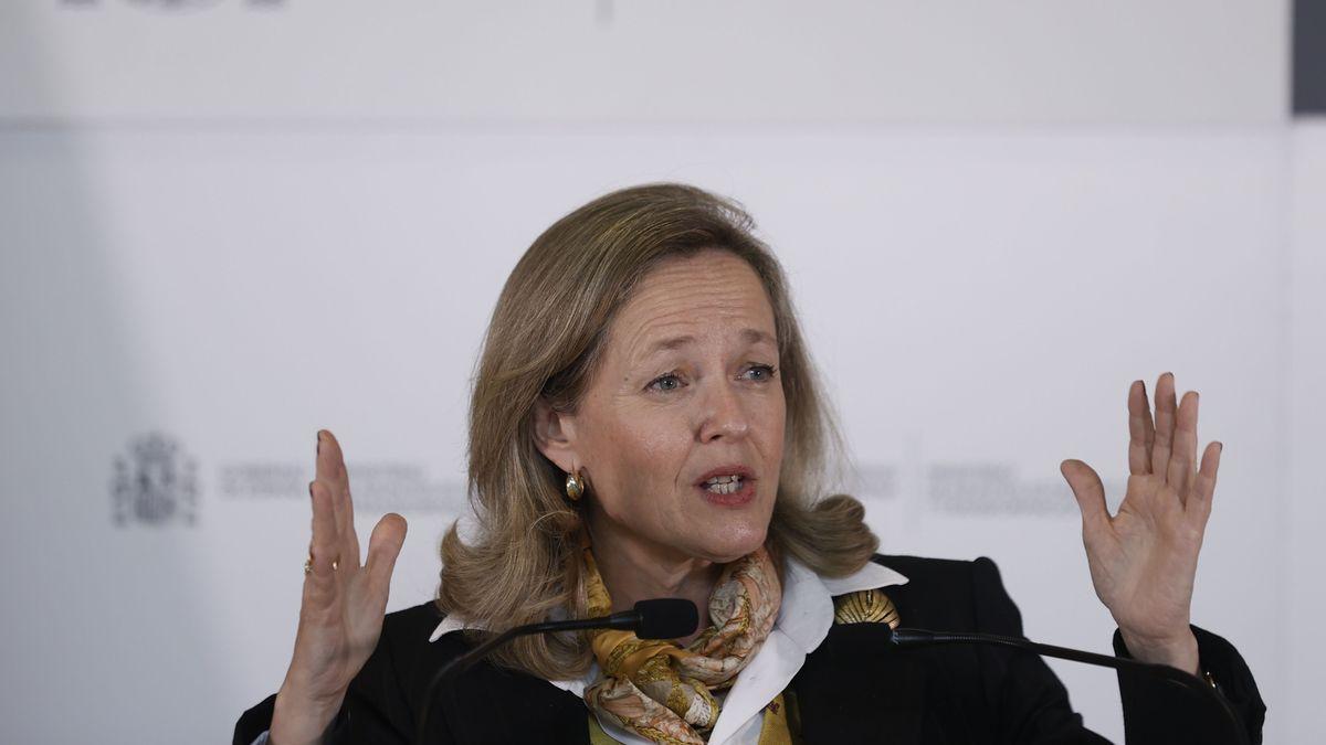 Calviño anuncia una nova línia de crèdits ICO i que retarda el final dels actuals