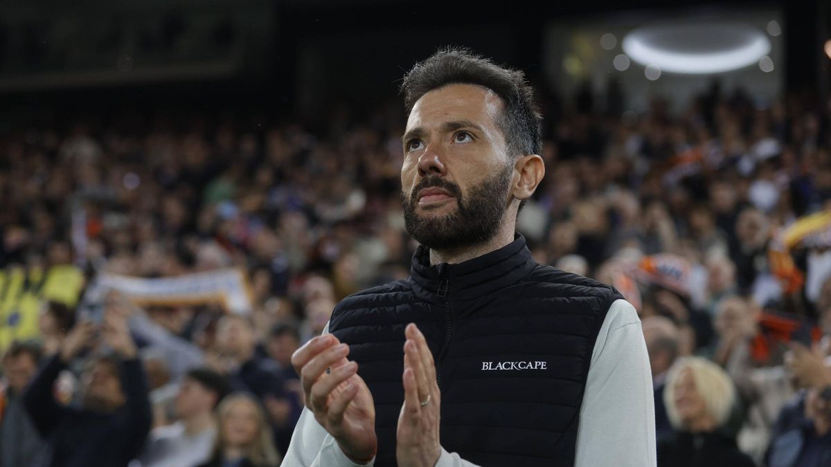 Carlos Corberán momentos antes del encuentro ante el Sevilla