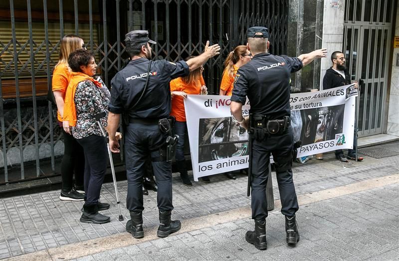 Protesta para prohibir el maltrato de animales