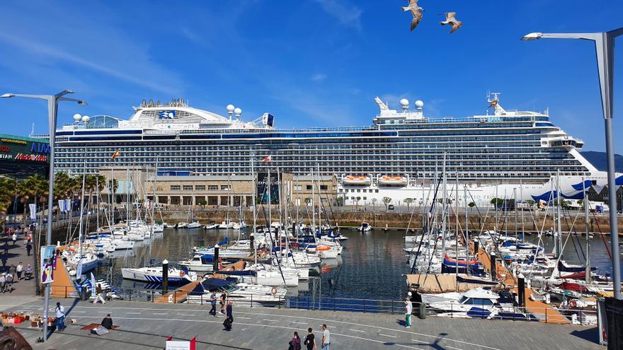 El puerto de Vigo recupera el liderazgo del noroeste ibérico en cruceros