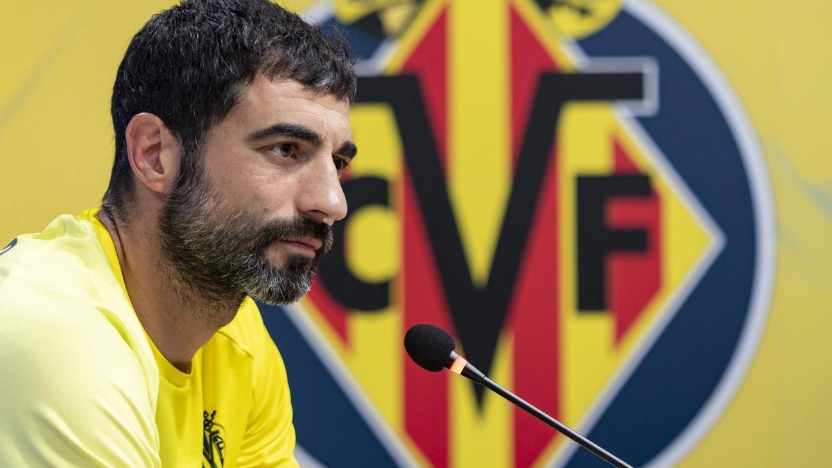 El Villarreal y Raúl Albiol deciden esta semana la continuidad del capitán amarillo.