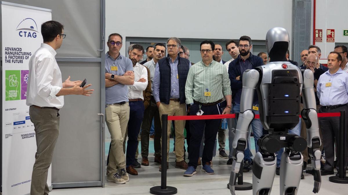 La presentación del laboraotio humanoide de CTAG.