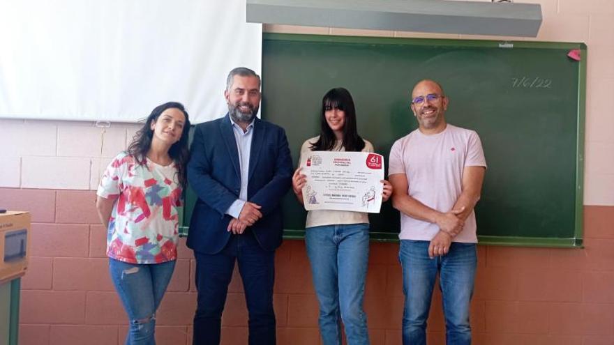 Elisa Hurtado gana el concurso de relato corto Coca-Cola.