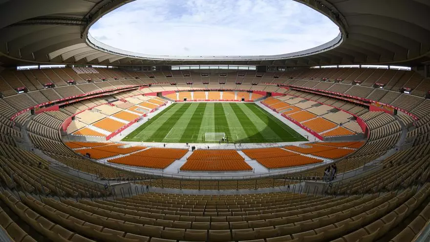 El estadio de La Cartuja listo para la final de Copa del Rey