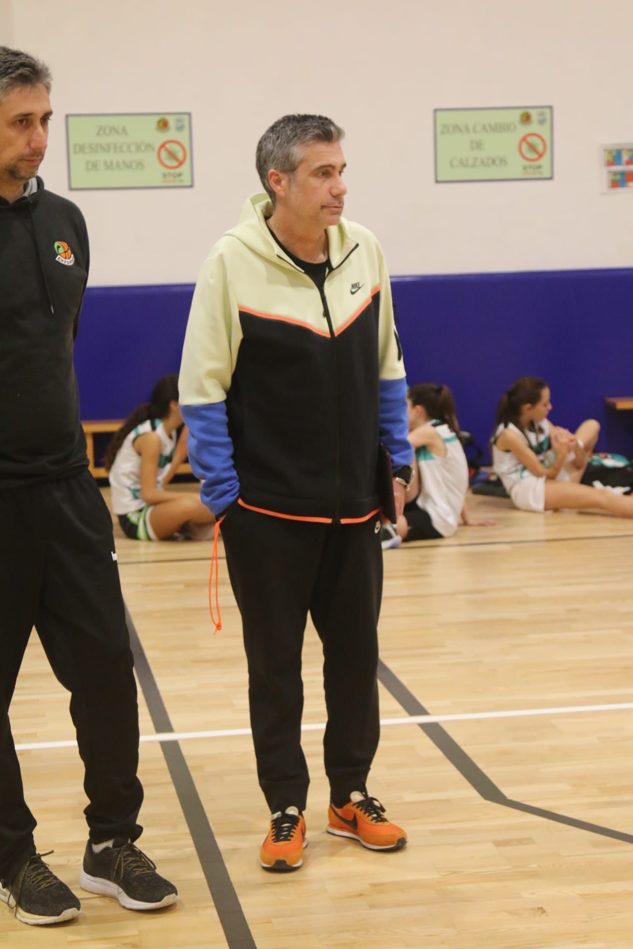 Primer entrenamiento de Francis Tomé al frente del CAB Estepona