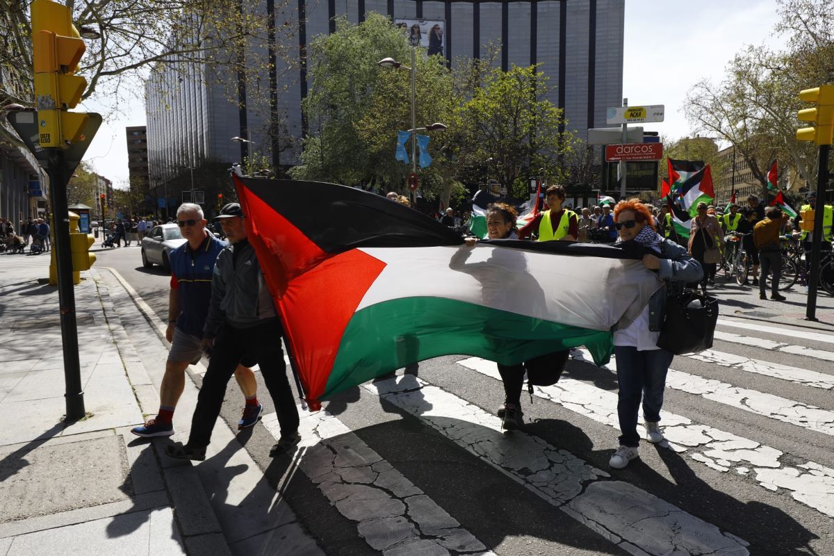 'En Marcha!': bicicletada en Zaragoza en favor de Palestina