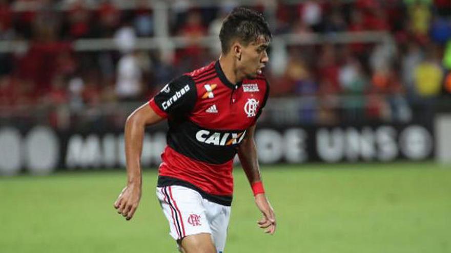 Lucas Paquetá celebra un gol con el Flamengo