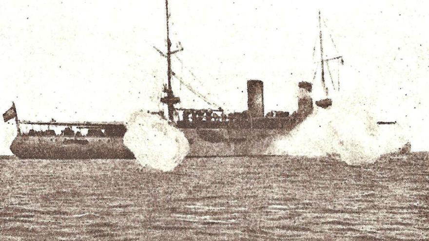 El Princesa de Asturias bombardeando Nador (España en Marruecos).