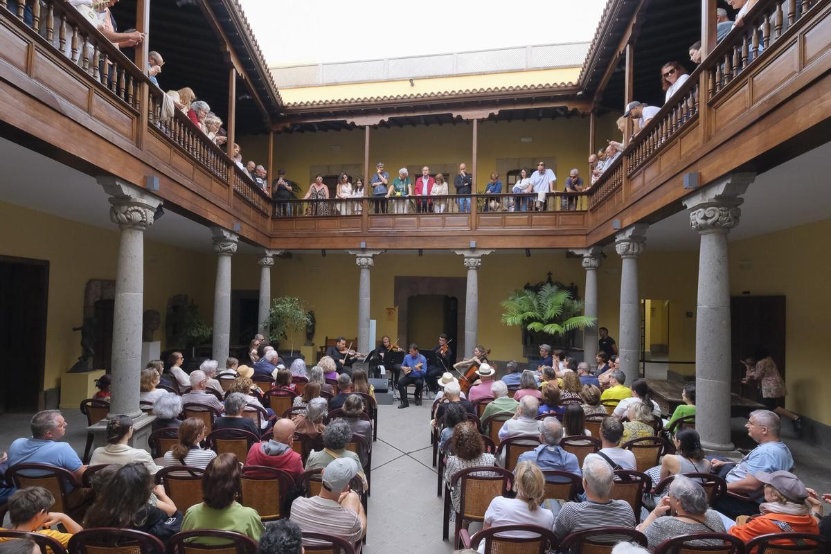 Música en el corazón de Vegueta. Escenarios repartidos por toda Vegueta (patio de la catedral, casas consistoriales, colegio de abogados, Mapfre, San Agustín) | 14/06/2026