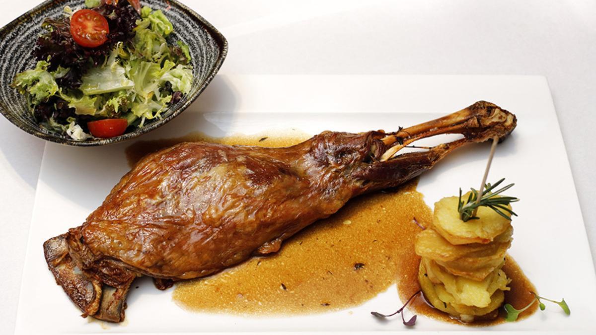 Paletilla de ternasco del restaurante Palomeque