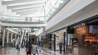 El Centro Comercial Los Prados celebra Halloween con laberintos, talleres y pintacaras terroríficos