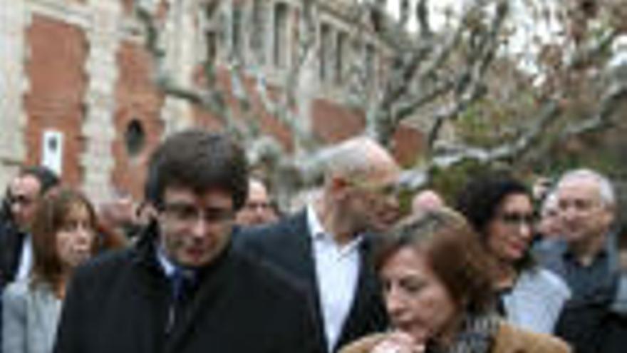 Puigdemont assegura que Forcadell seguirà sent la presidenta si la inhabiliten