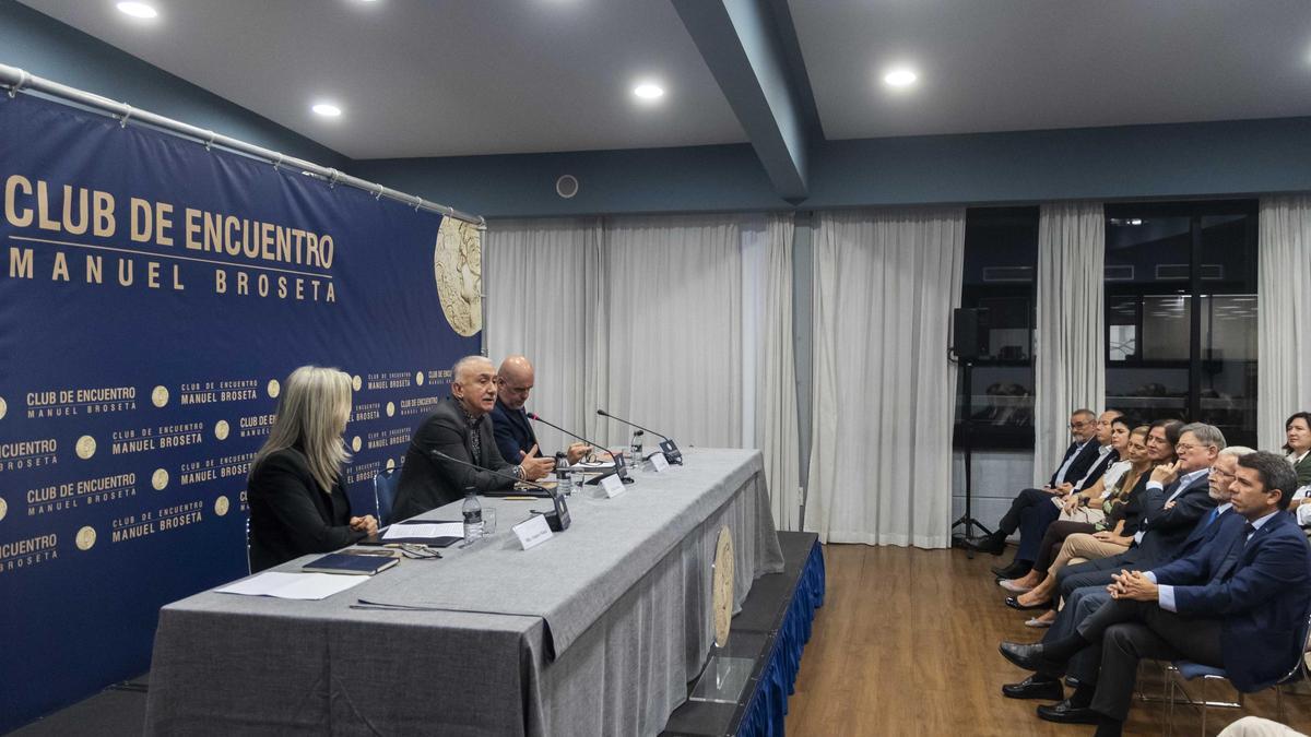 Así ha sido la conferencia de Unai Sordo (CC.OO) y Pepe Álvarez (UGT) en el Club de Encuentro Manuel Broseta