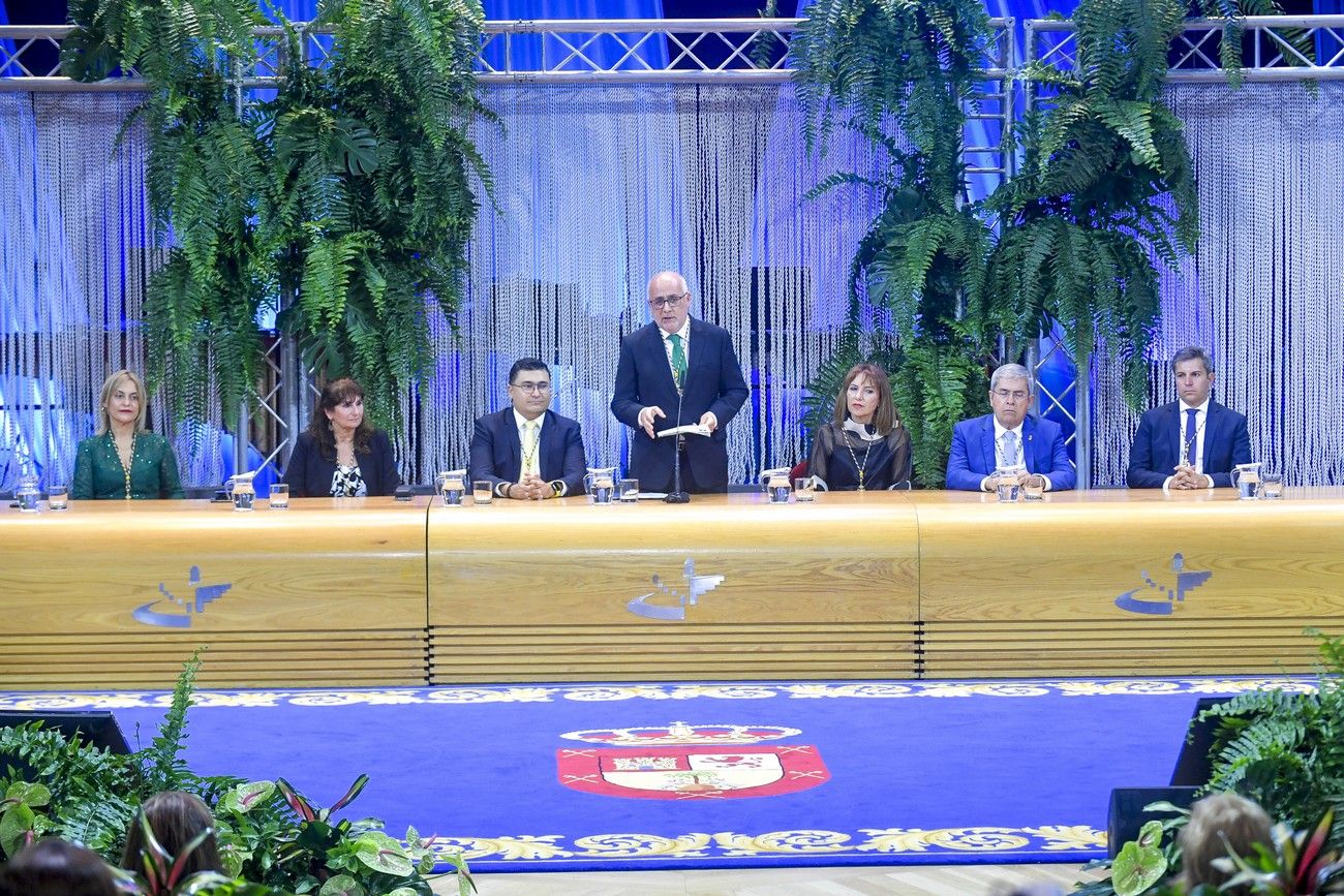 Entrega de Honores y Distinciones del Cabildo de Gran Canaria en su 110 aniversario