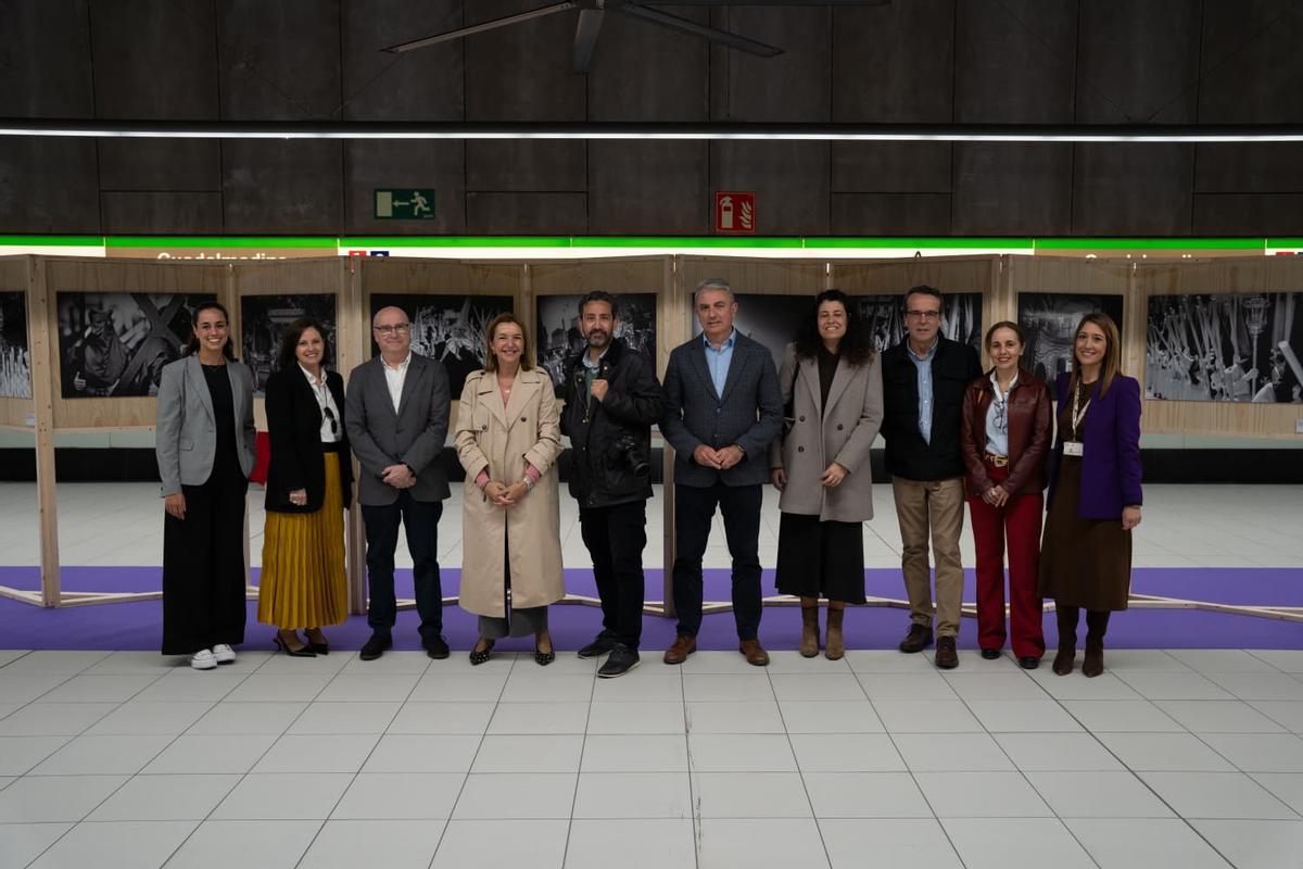Metro de Málaga acerca la Semana Santa con una exposición de Lorenzo Carnero en Guadalmedina Metro de Málaga acerca la Semana Santa con una exposición de Lorenzo Carnero en Guadalmedina