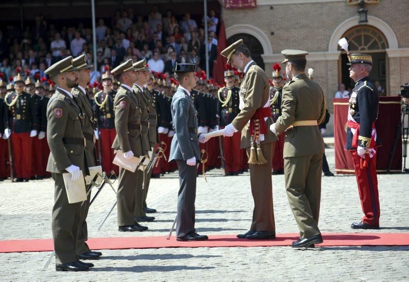 Visita de Felipe VI a la Academia General Militar de Zaragoza