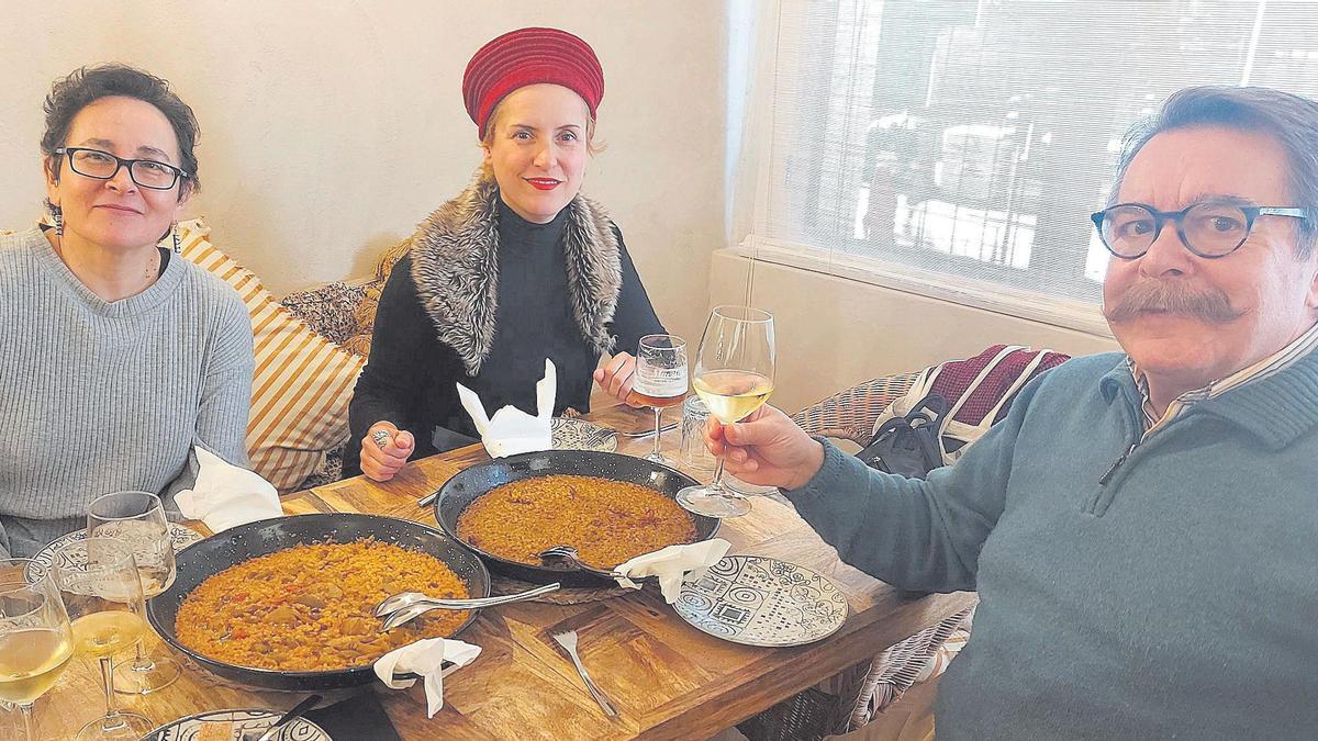 María Griñó, Ana Vernia y Luis Bolumar