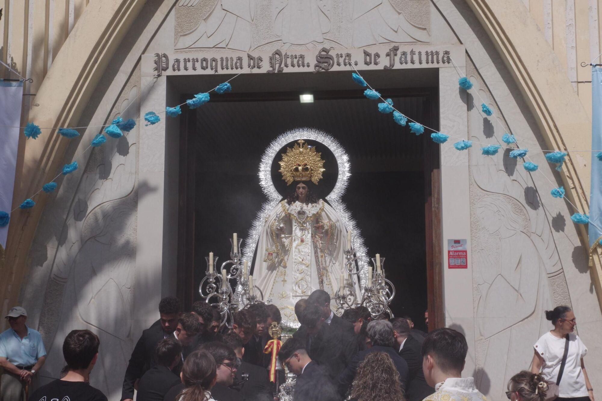 Traslado de la Virgen de Fátima y la Virgen de las Mercedes (El Tarajal) hacia sus altares por la festividad del Corpus en Málaga
