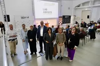 La Asociación de Amigos de LABoral Centro de Arte echa a andar en Gijón, en imágenes