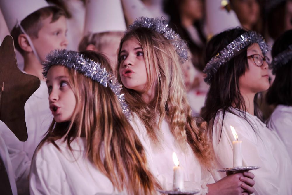 El coro sueco canta a Santa Lucía