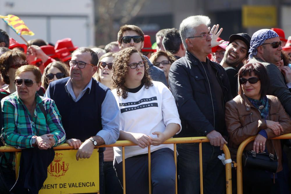 Búscate en la mascletà del 12 de marzo