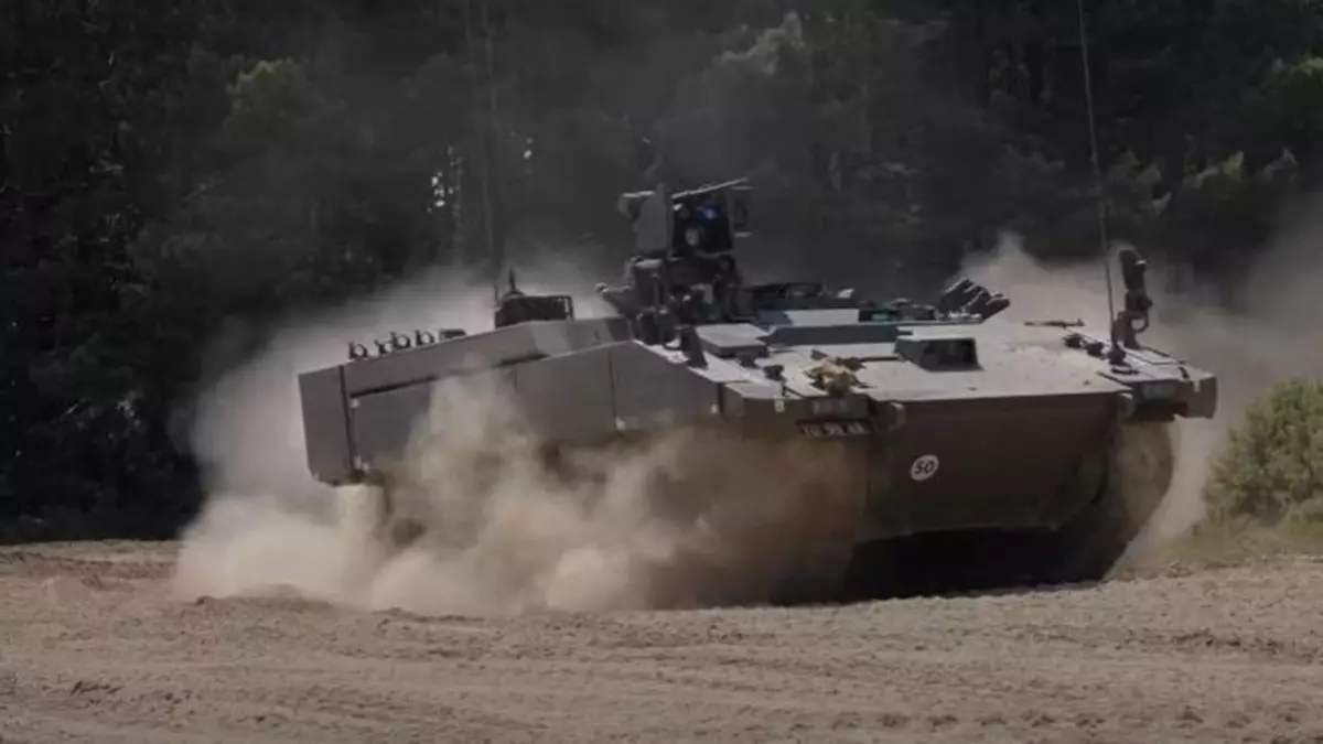 Este es el tanque fabricado en Asturias que ya está desplegando el Ejército británico