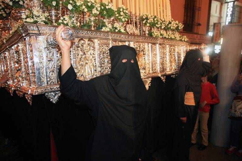 Imágenes del Viernes Santo en Córdoba