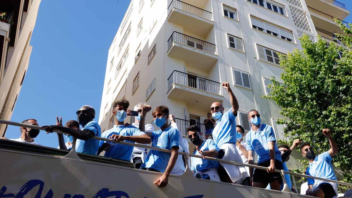 Imágenes de la celebración en casa de la UD Ibiza