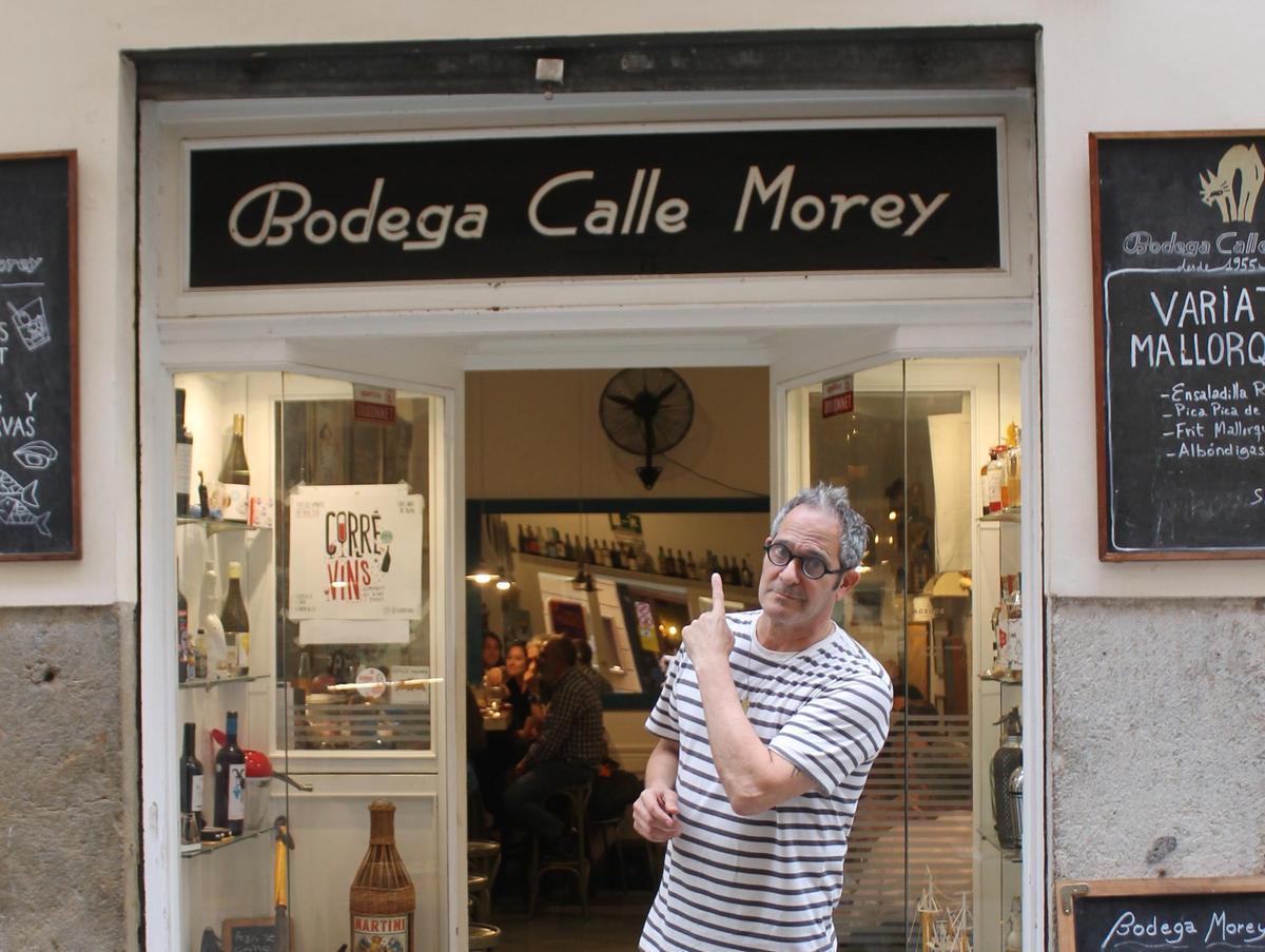 Octavio Caballero en la Bodega Morey